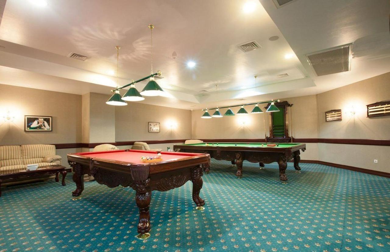 אקטאו Grand Hotel Victory מראה חיצוני תמונה Billiard room
